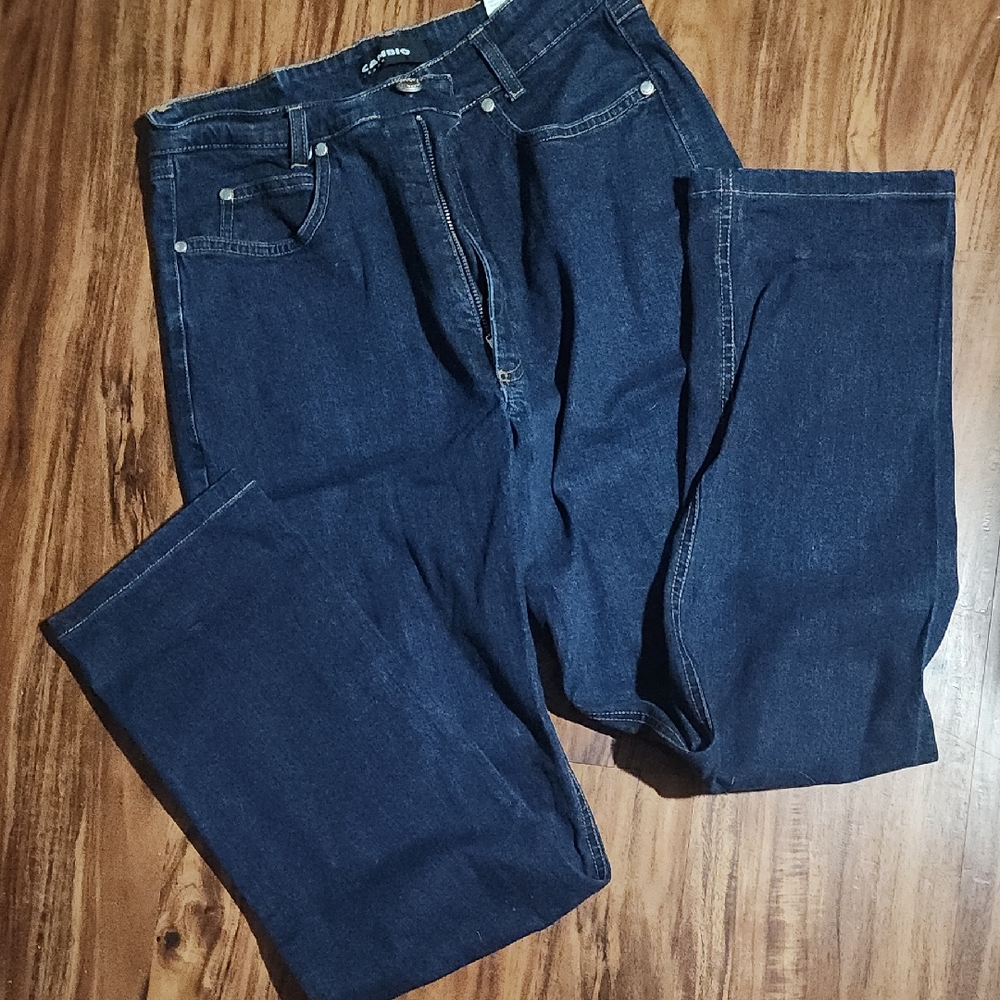 Women's Straight Leg Jeans in Dark Blue